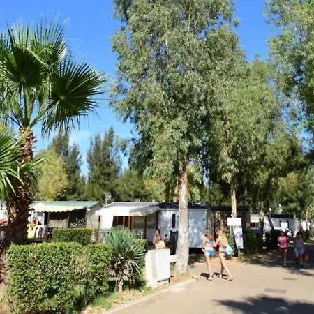 4 Etoiles - Parc Aquatique - Efaihh Κάμπινγκ Ιέρ