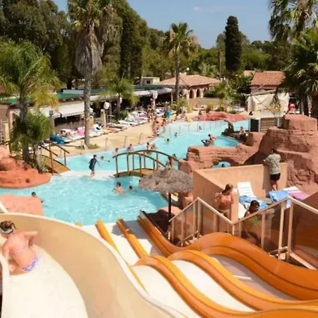 4 Etoiles - Parc Aquatique - Efaihh Κάμπινγκ *